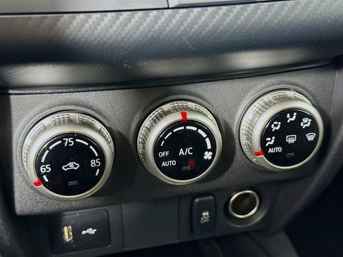 Used 2025 Mitsubishi Outlander Sport AWD image 17