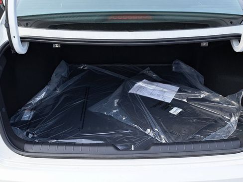 New 2025 Kia K4 GT-Line image 14