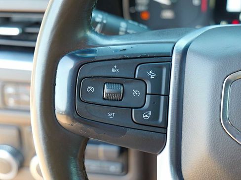 Used 2021 GMC Yukon XL SLT w/ SLT Luxury Plus Package image 13