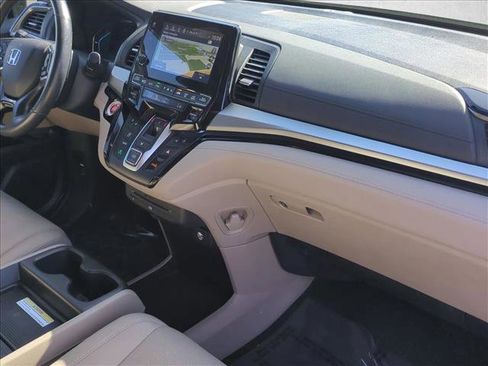 Certified 2019 Honda Odyssey Elite image 24