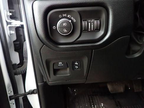 Used 2022 RAM 1500 Laramie w/ Sport Appearance Package AWD/4WD image 26