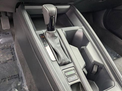 Used 2023 Honda Accord EX image 13