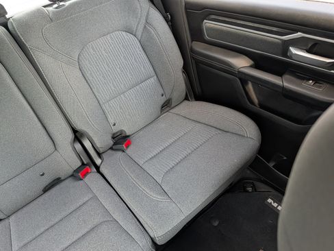 Used 2020 RAM 1500 Big Horn AWD/4WD image 14