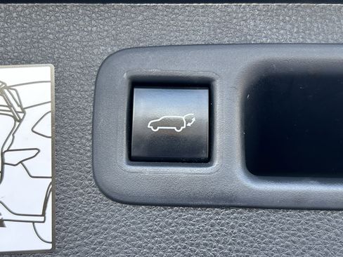 Certified 2021 Toyota Highlander Platinum image 24