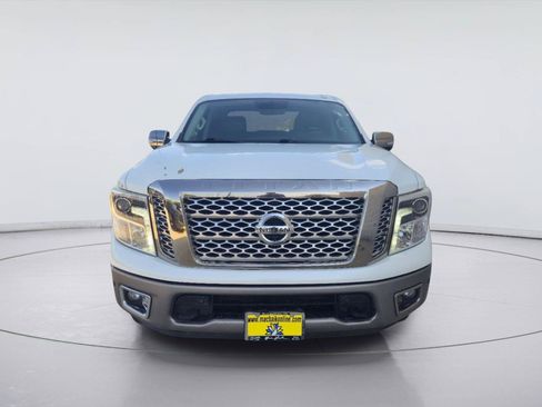 Used 2018 Nissan Titan Platinum Reserve w/ Platinum Utility Package AWD/4WD image 8