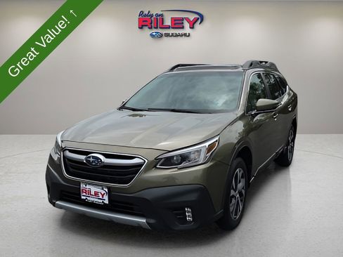 Used 2022 Subaru Outback Limited XT image 1