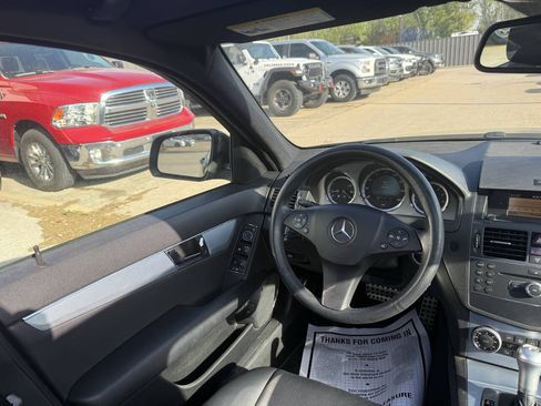 Used 2009 Mercedes-Benz C 300 Sedan image 20