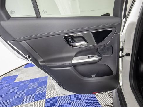 Used 2024 Mercedes-Benz GLC 300 4MATIC w/ AMG Line image 14