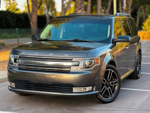 Used 2015 Ford Flex Limited w/ Equipment Group 301A FWD image 7