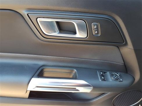 Used 2021 Ford Mustang GT image 15