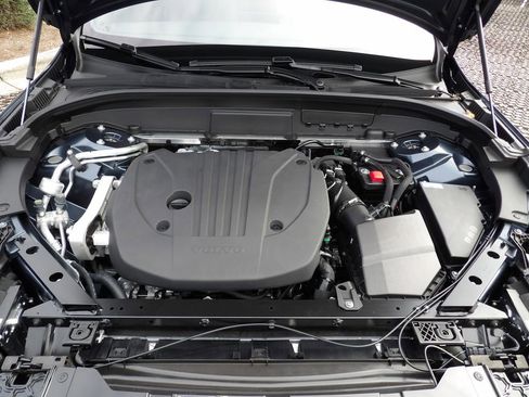 New 2026 Volvo XC60 B5 Plus w/ Protection Package Premier image 27