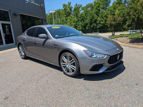 Certified 2022 Maserati Ghibli Modena Q4 AWD/4WD image 10