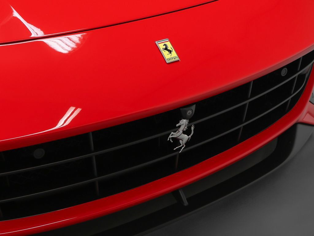 Certified 2017 Ferrari F12 Berlinetta RWD image 5