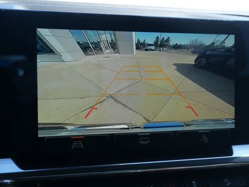 Used 2025 GMC Sierra 1500 Elevation w/ Preferred Package image 26