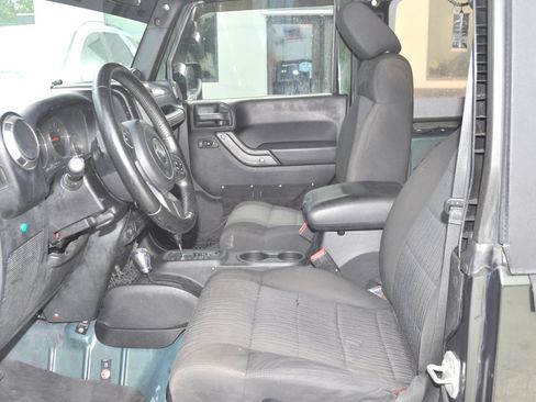 Used 2011 Jeep Wrangler Sport AWD/4WD image 23