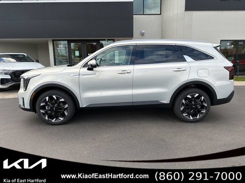 New 2026 Kia Sorento EX AWD/4WD image 2