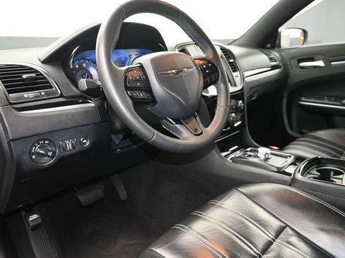 Used 2023 Chrysler 300 S RWD image 8