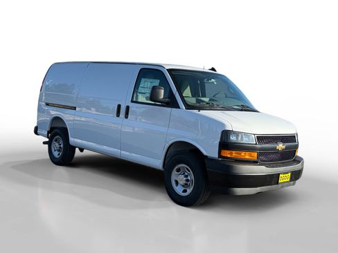 New 2025 Chevrolet Express 2500 w/ Driver Convenience Package image 7