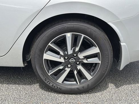 Certified 2025 Nissan Versa S w/ S Plus Package FWD image 27