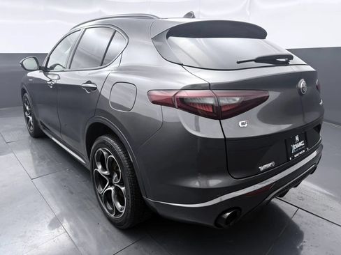Used 2023 Alfa Romeo Stelvio Veloce AWD/4WD image 29