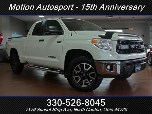 Used 2016 Toyota Tundra SR image 2