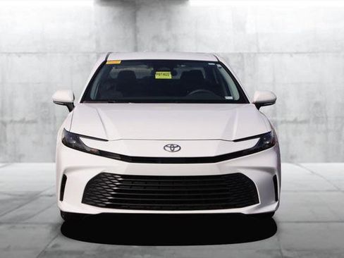 Certified 2025 Toyota Camry LE image 4