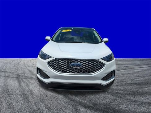 Certified 2024 Ford Edge SEL w/ Convenience Package AWD/4WD image 9