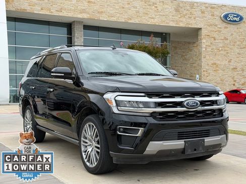 Used 2022 Ford Expedition Limited RWD image 17