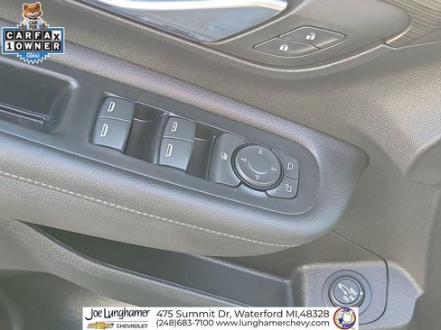 Used 2023 GMC Terrain SLE w/ Driver Convenience Package image 25