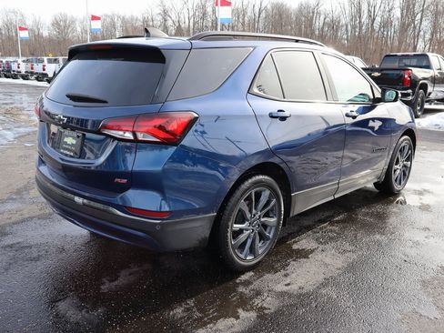 Used 2022 Chevrolet Equinox RS w/ Infotainment Package image 36