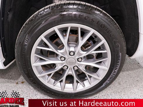 Used 2023 Jeep Grand Cherokee L Summit w/ Luxury Tech Group V RWD image 10