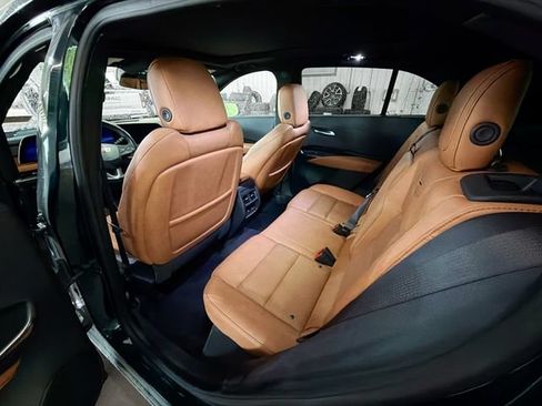 Used 2024 Cadillac XT4 Sport AWD/4WD image 9