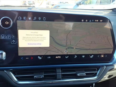 New 2026 Chevrolet Equinox EV LT image 10