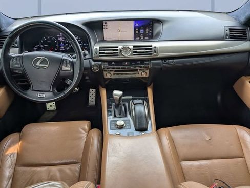 Used 2016 Lexus LS 460 w/ F Sport Package RWD image 13