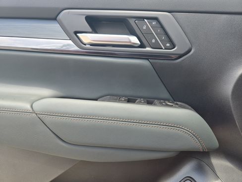 New 2026 GMC Terrain AT4 w/ Convenience Package III image 16