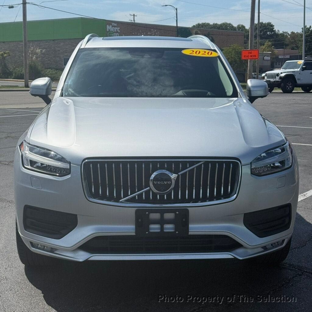 Used 2020 Volvo XC90 T6 Momentum AWD/4WD image 4