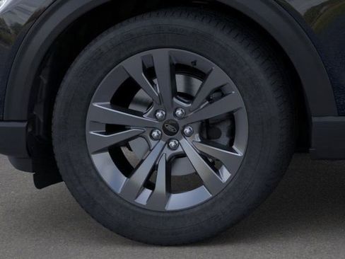 New 2026 Ford Explorer Active w/ Active Comfort Package image 19