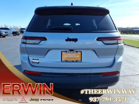 Certified 2024 Jeep Grand Cherokee L Laredo image 6