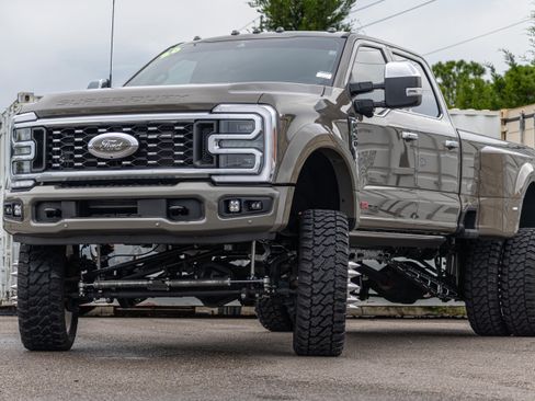Used 2026 Ford F450 Platinum w/ Platinum Plus Package AWD/4WD image 8