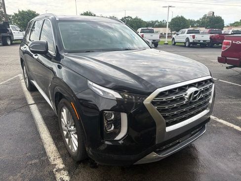 Used 2020 Hyundai Palisade Limited FWD image 2