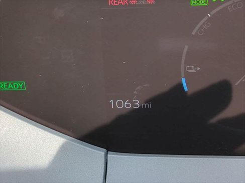 Certified 2026 Toyota Prius Plug-In Hybrid FWD image 26