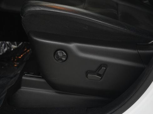 Used 2021 Jeep Grand Cherokee Laredo X AWD/4WD image 23