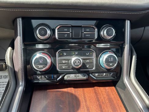 Certified 2023 GMC Yukon XL Denali Ultimate image 28