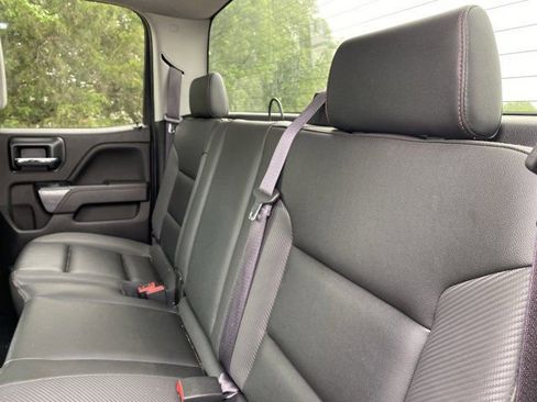 Used 2017 GMC Sierra 1500 SLT w/ All-Terrain Package AWD/4WD image 9