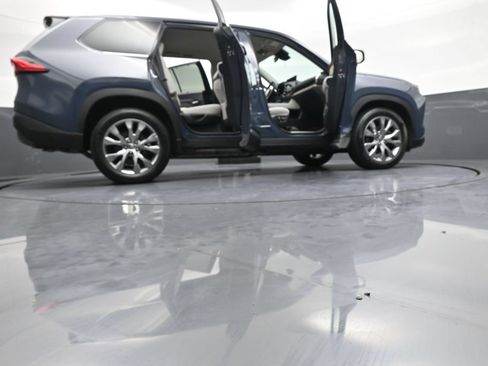 Certified 2024 Toyota Grand Highlander AWD image 49