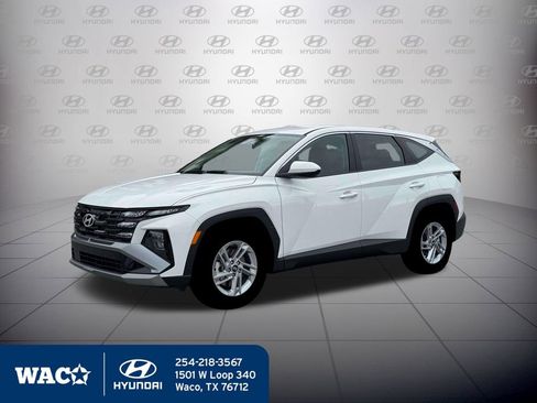 New 2026 Hyundai Tucson SE image 2