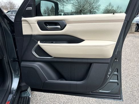 New 2026 Nissan Armada Platinum Reserve image 14