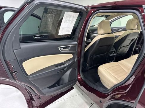 Used 2021 Ford Edge SEL w/ Convenience Package FWD image 23