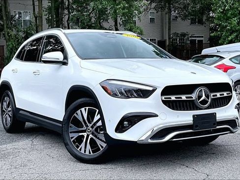Used 2026 Mercedes-Benz GLA 250 4MATIC image 1