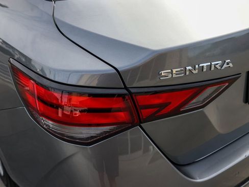 Used 2024 Nissan Sentra S image 7